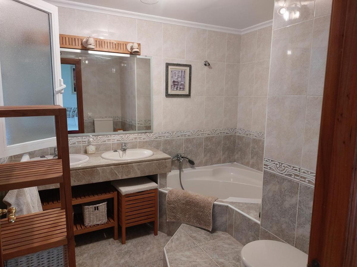 Chalet Urbano En Salamanca ซานตา มาร์ตา เด ตอร์เมส ภายนอก รูปภาพ